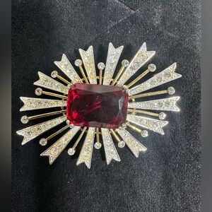 Vtg: K.J.L. /N.R (Nina Ricci) Atomic Star Burst Oversized Accent Brooch